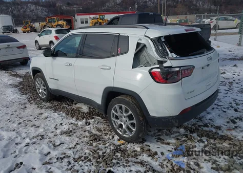 2024 Jeep Compass Latitude Lux Fwd from USA, damaged, VIN 3C4NJDFN4RT104777